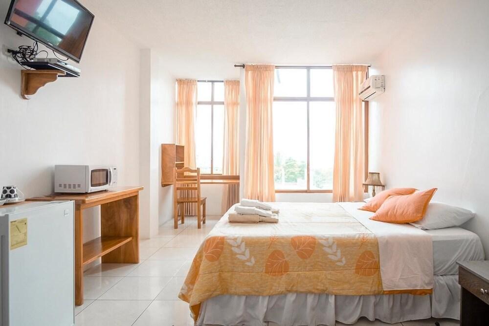 Hostal Tongo Reef
