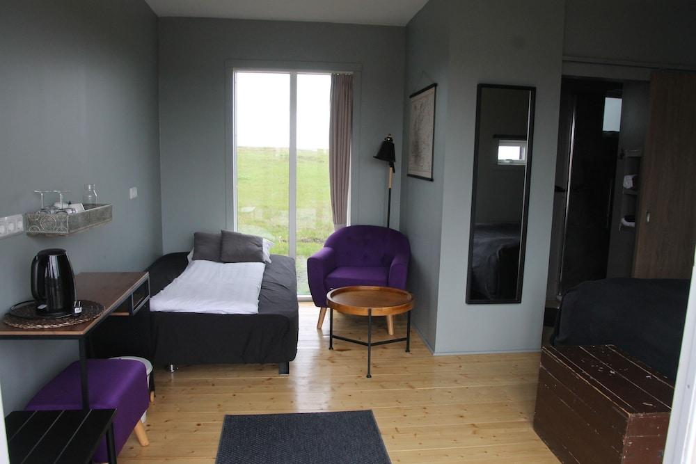 Glacier View Guesthouse - Hrifunes