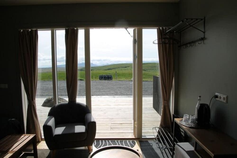 Glacier View Guesthouse - Hrifunes