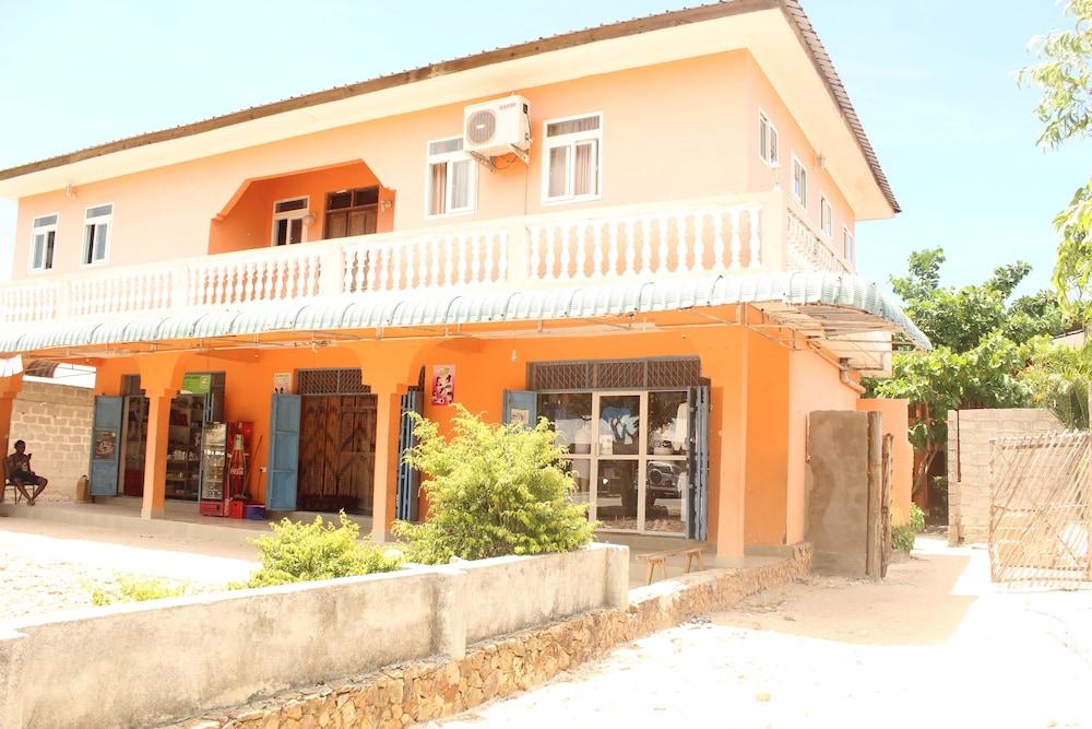 Pwani Vanilla House
