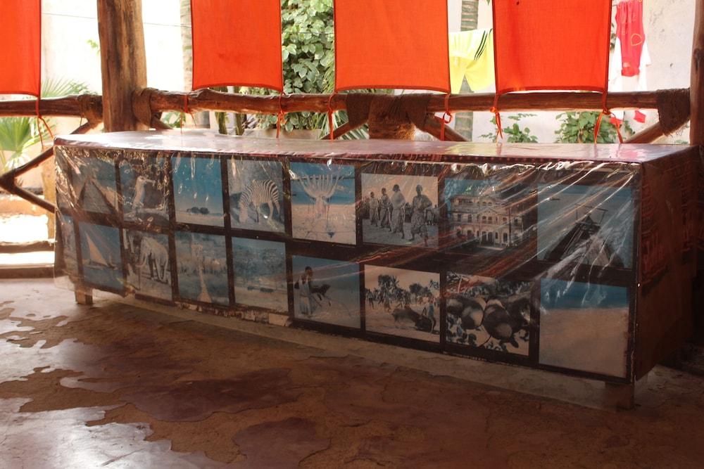 Pwani Vanilla House