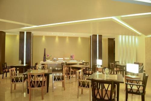 Romar Royal Hotel