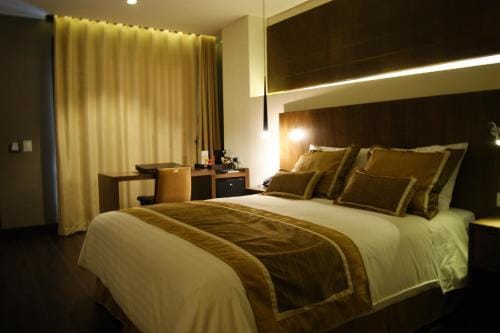 Romar Royal Hotel