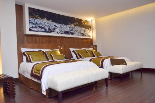 Romar Royal Hotel