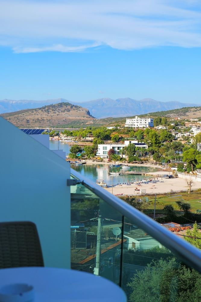 Hotel Luxury
