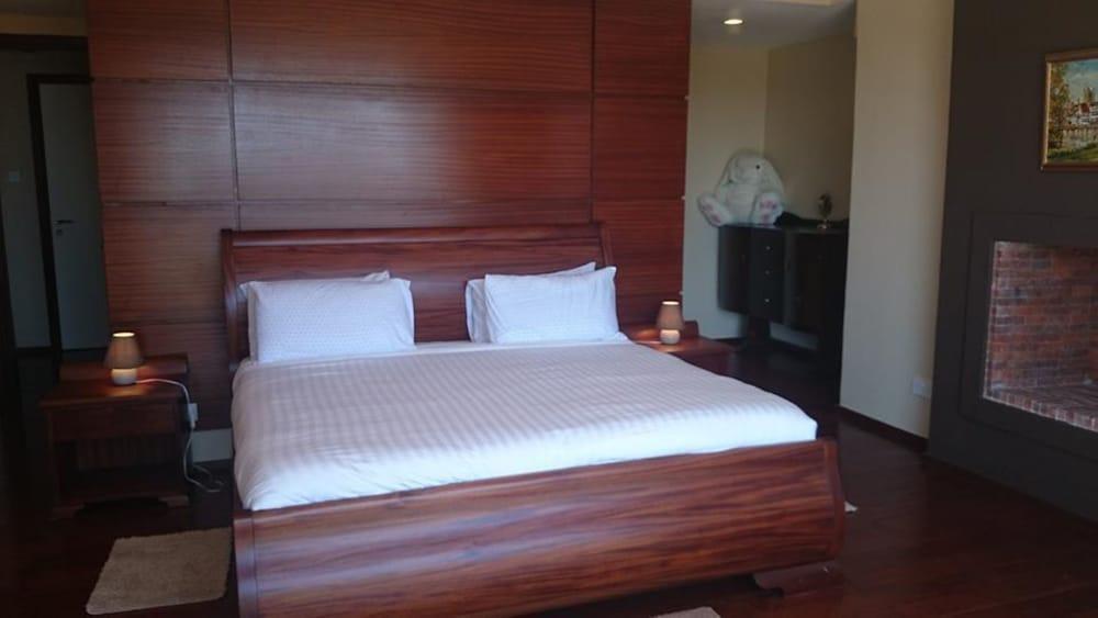 Marula House