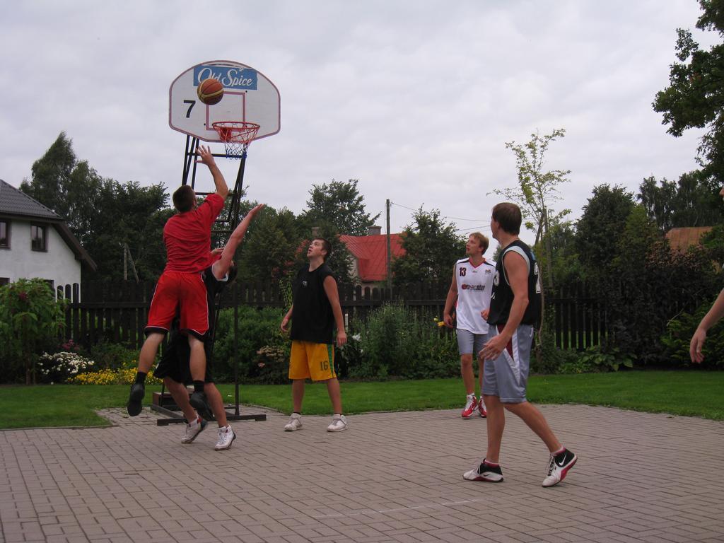 Livonija