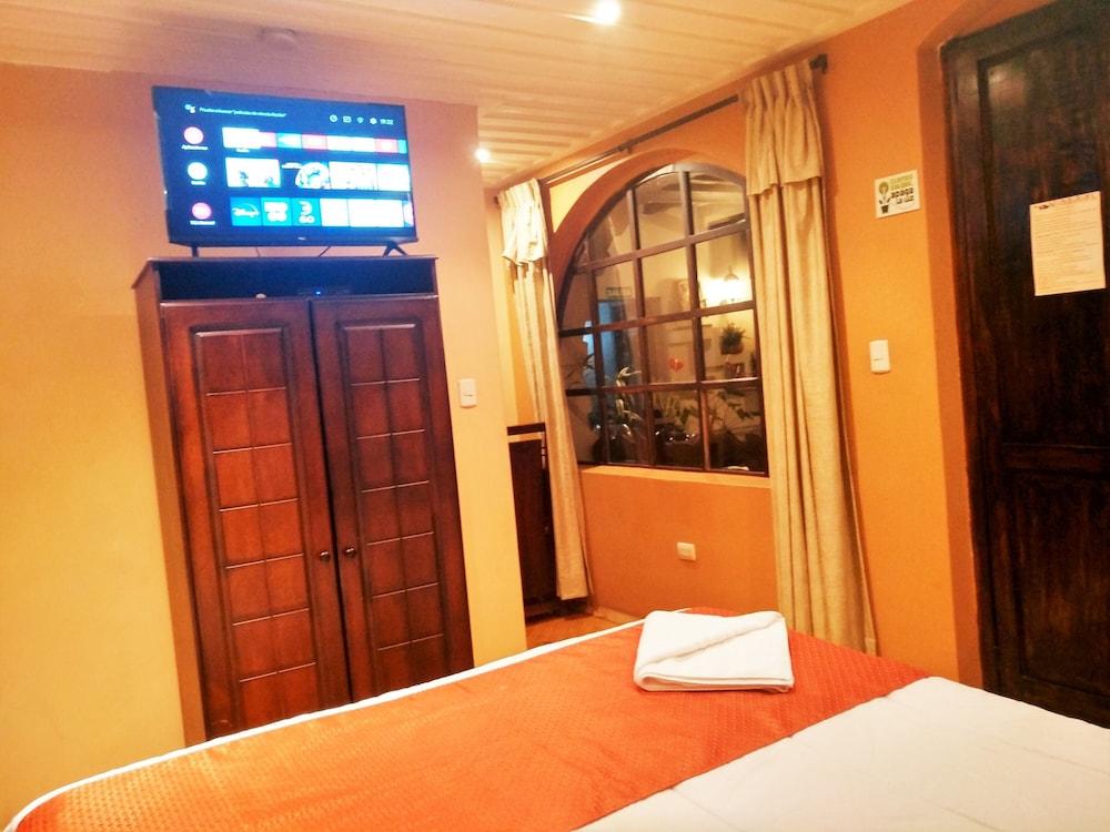 Hostal Calle Angosta