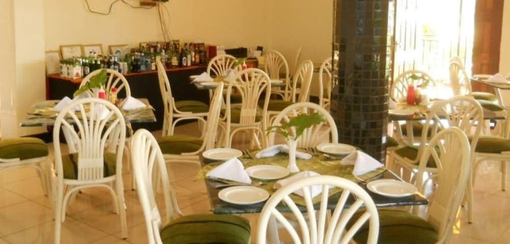 Maya Hotel