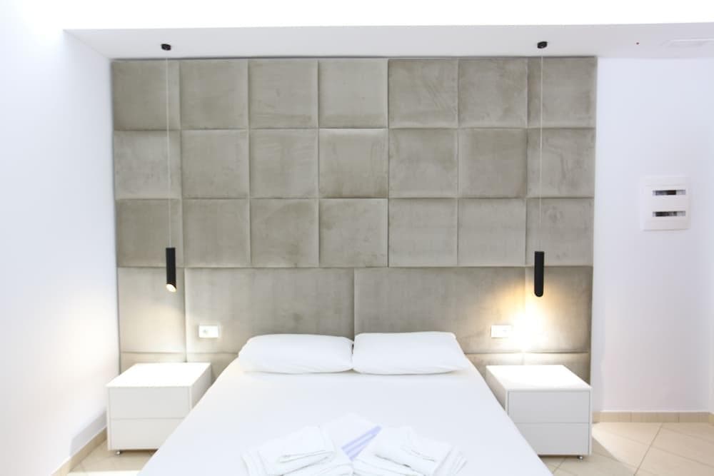 Central Park Hotel Ksamil