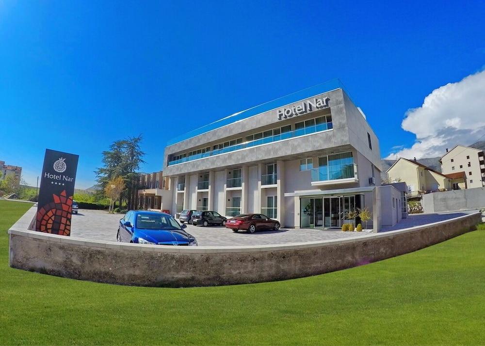 Hotel Nar