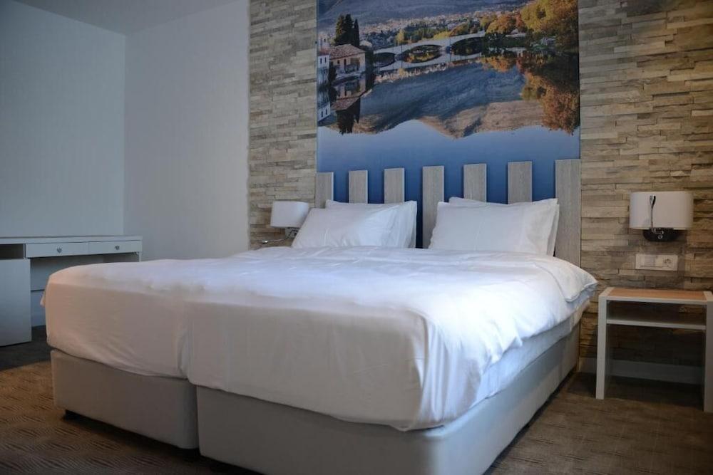 Hotel Nar