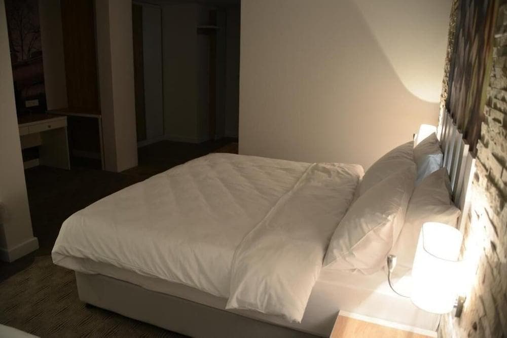 Hotel Nar