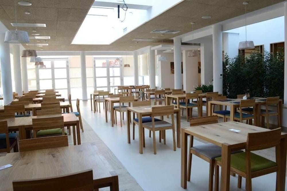 Hotel Nar