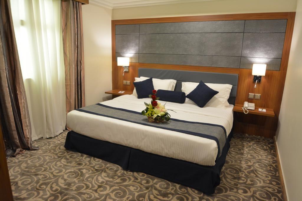 Grndeur East Hotel Suites