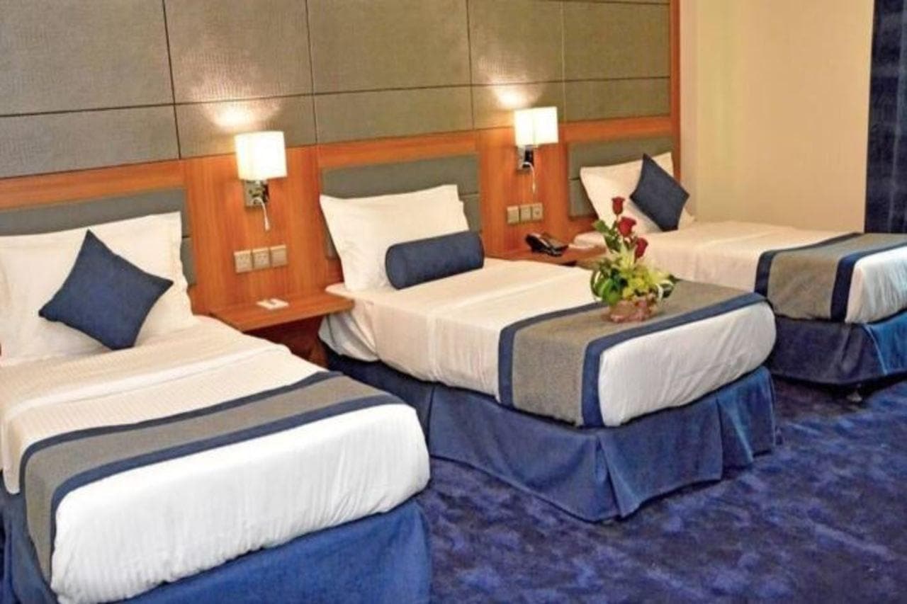 Grndeur East Hotel Suites