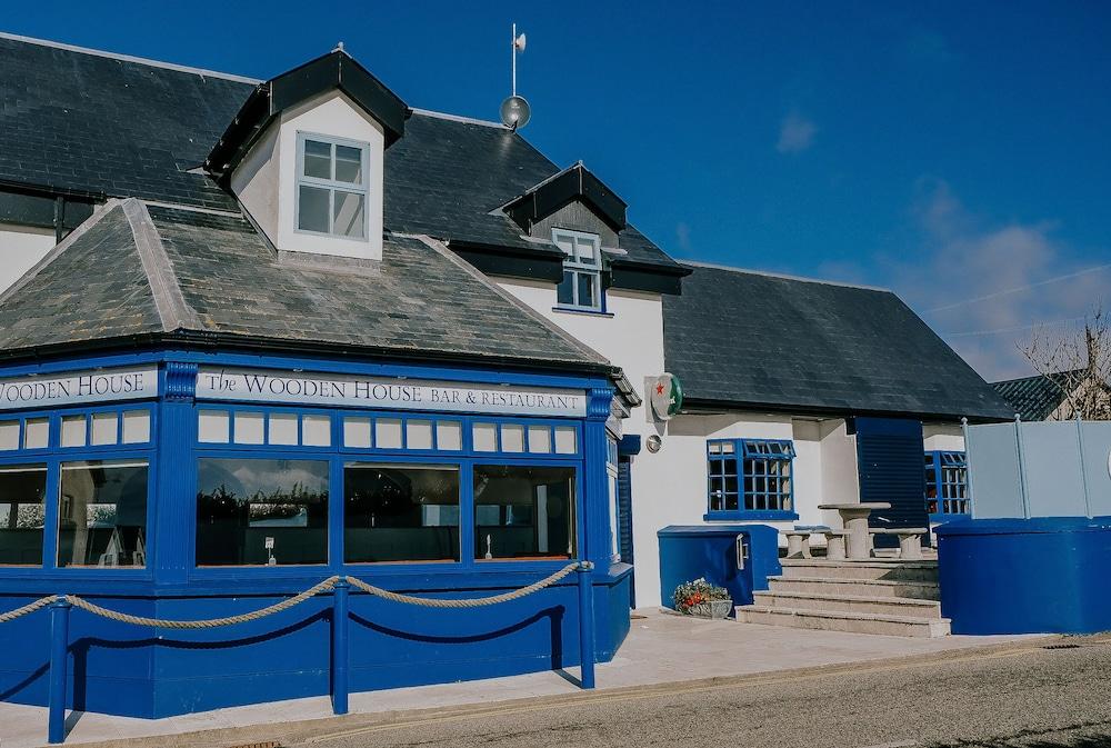 The Wooden House Hotel