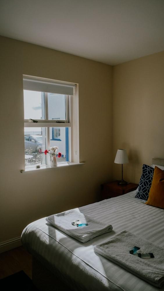 The Wooden House Hotel