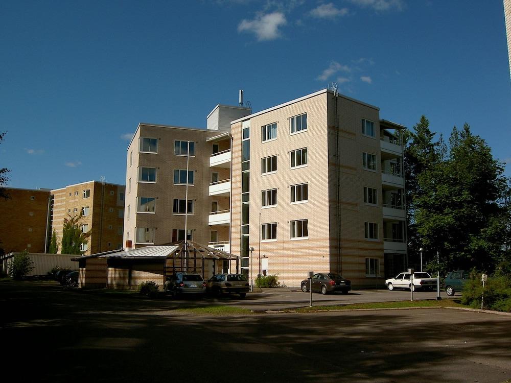 Kesähotelli Opera