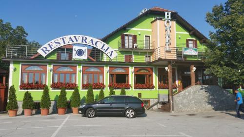 Hotel Roskar