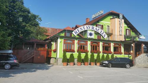Hotel Roskar