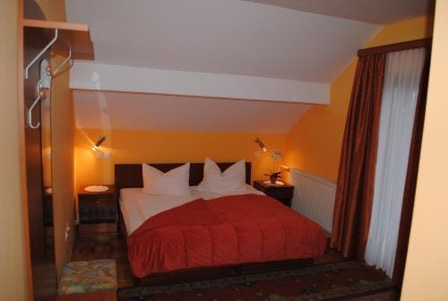 Hotel Roskar