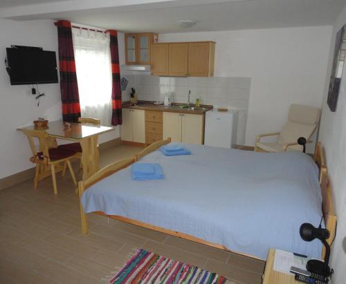 Apartments Bor