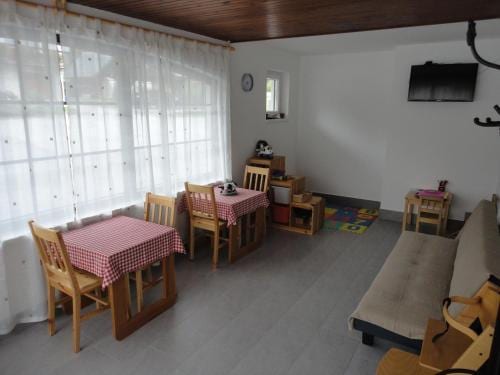 Apartments Bor