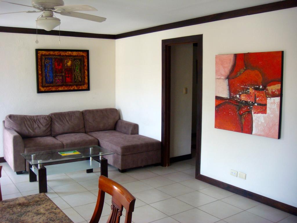 Tuanis Aparthotel