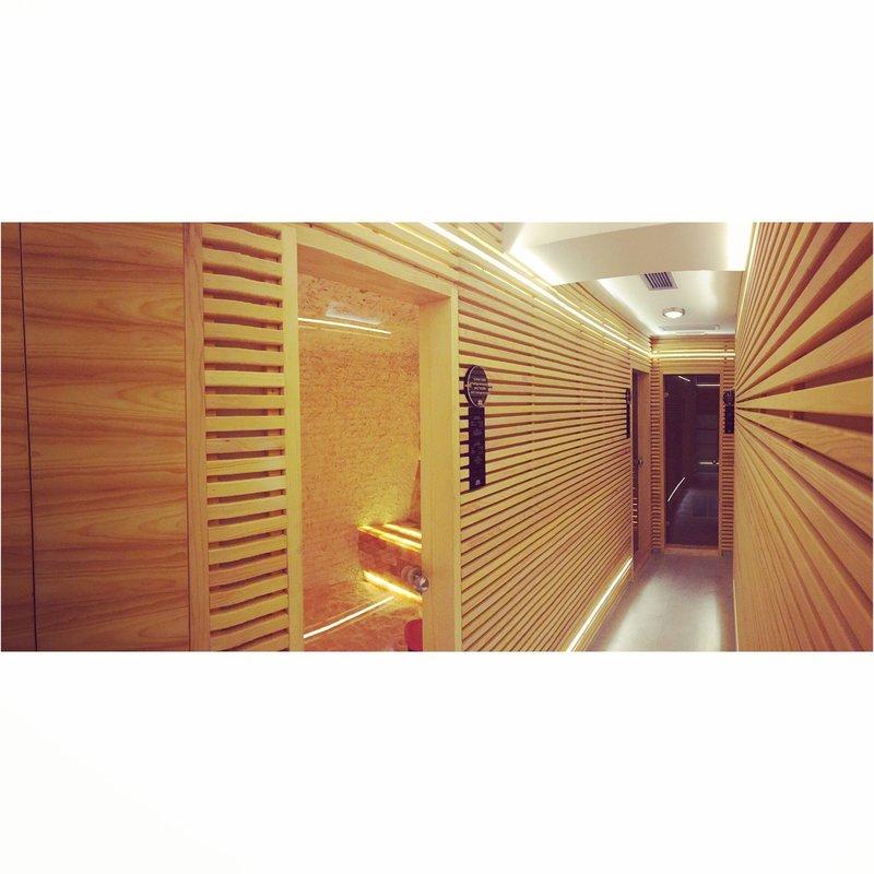 Hotel Ema
