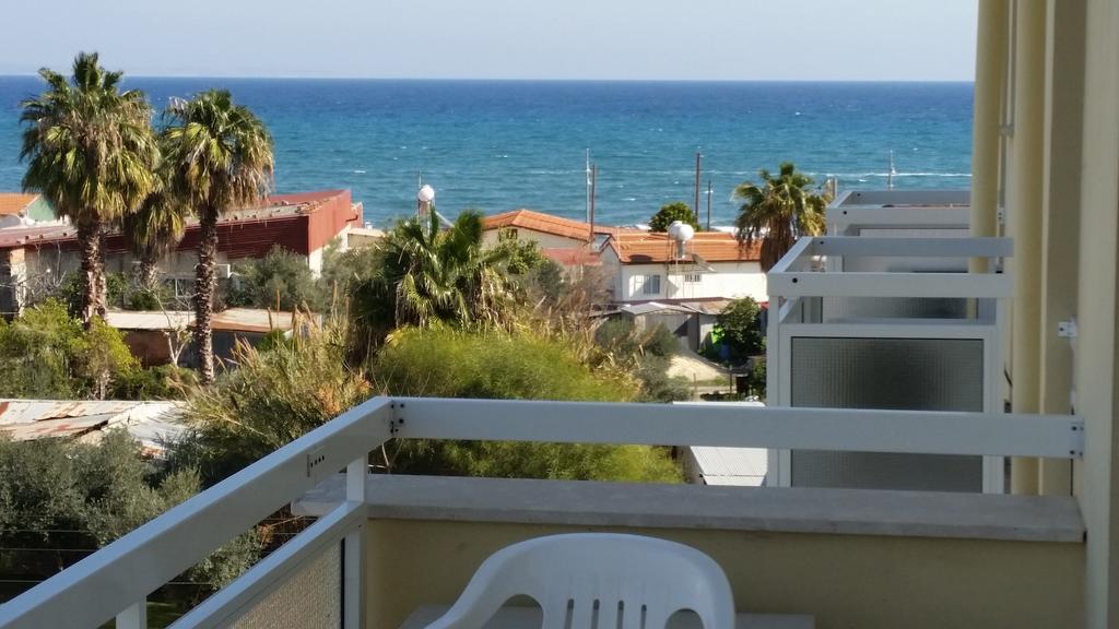 Pelides Apartments