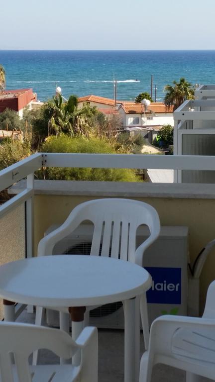 Pelides Apartments