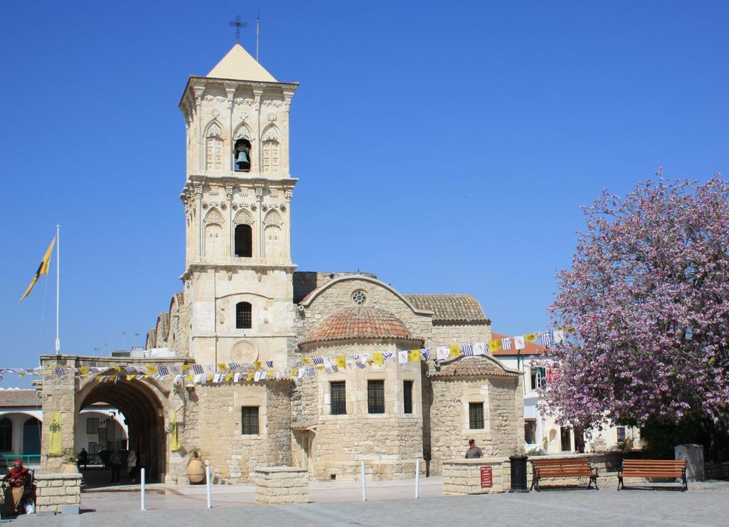 Pelides Apartments