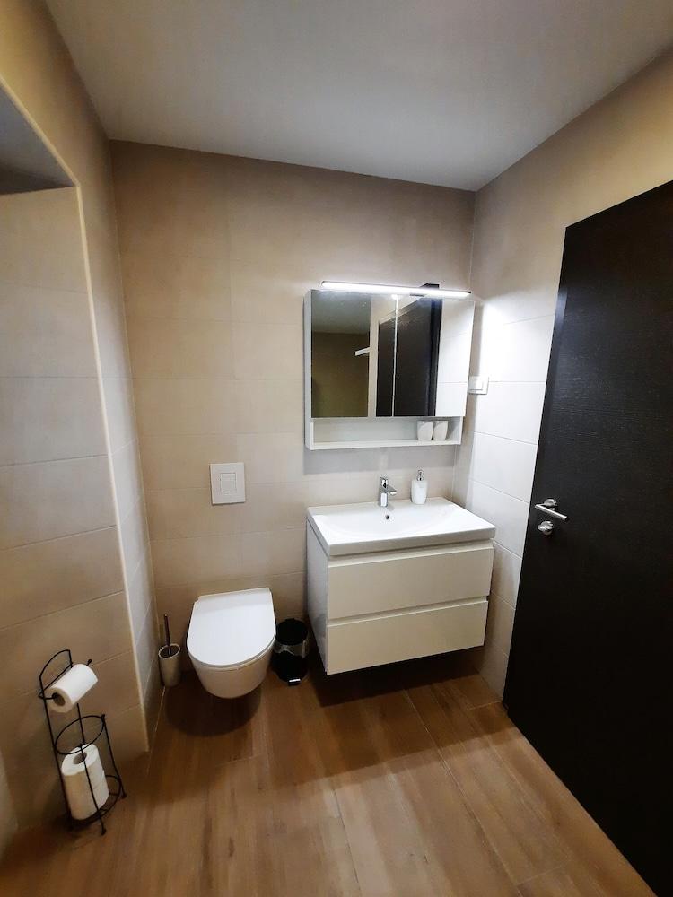 Apartments Hlapi
