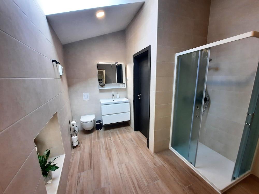 Apartments Hlapi