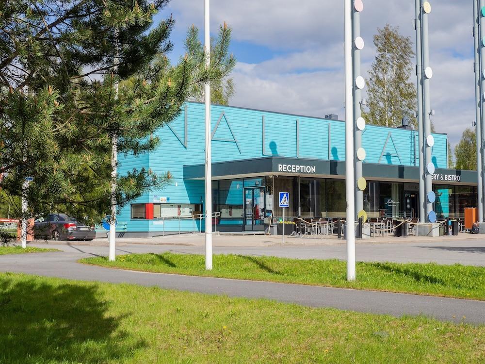 Nallikari Holiday Village