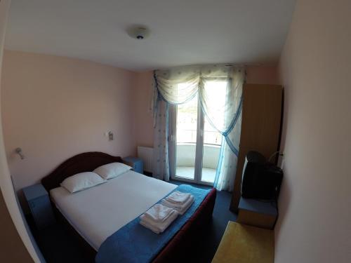 Hotel Lav
