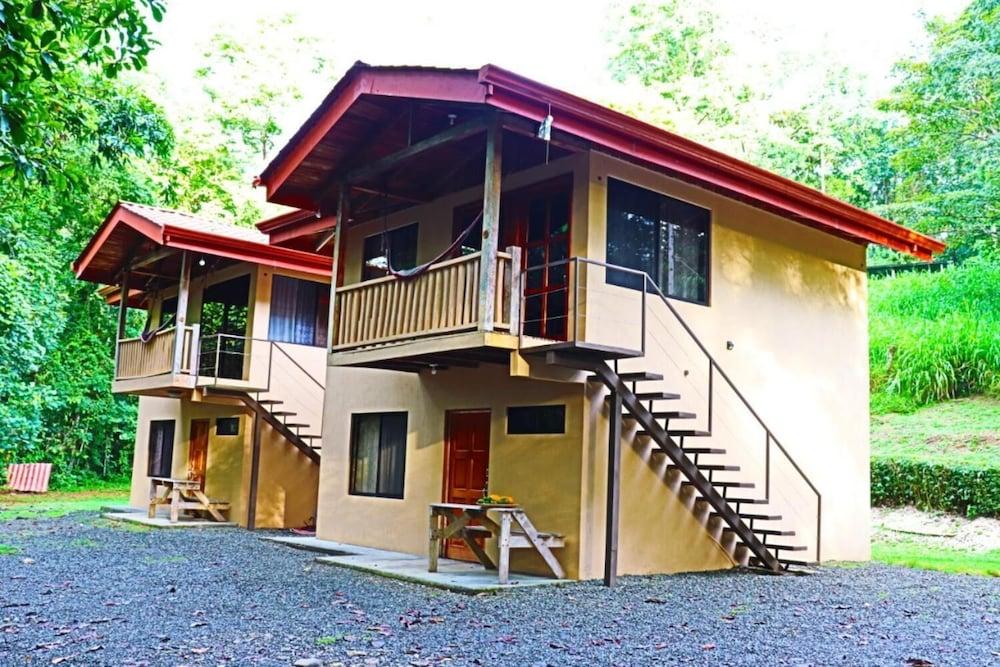 Cabinas Los Laureles