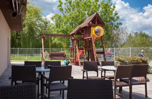 Hotel Pomaranca