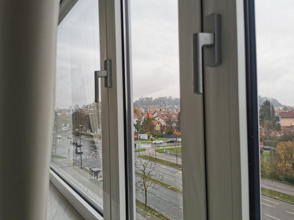 Trnovo Apartment