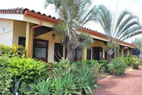 Dos Palmas Studio Apartments