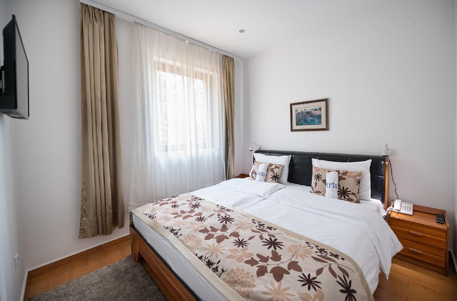 Hotel Iris