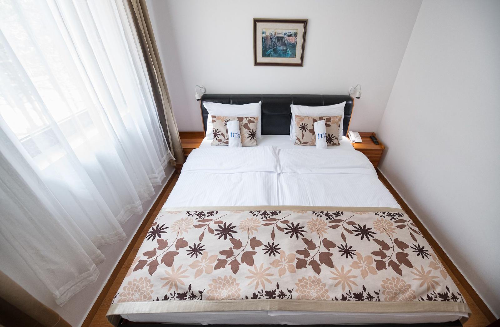 Hotel Iris