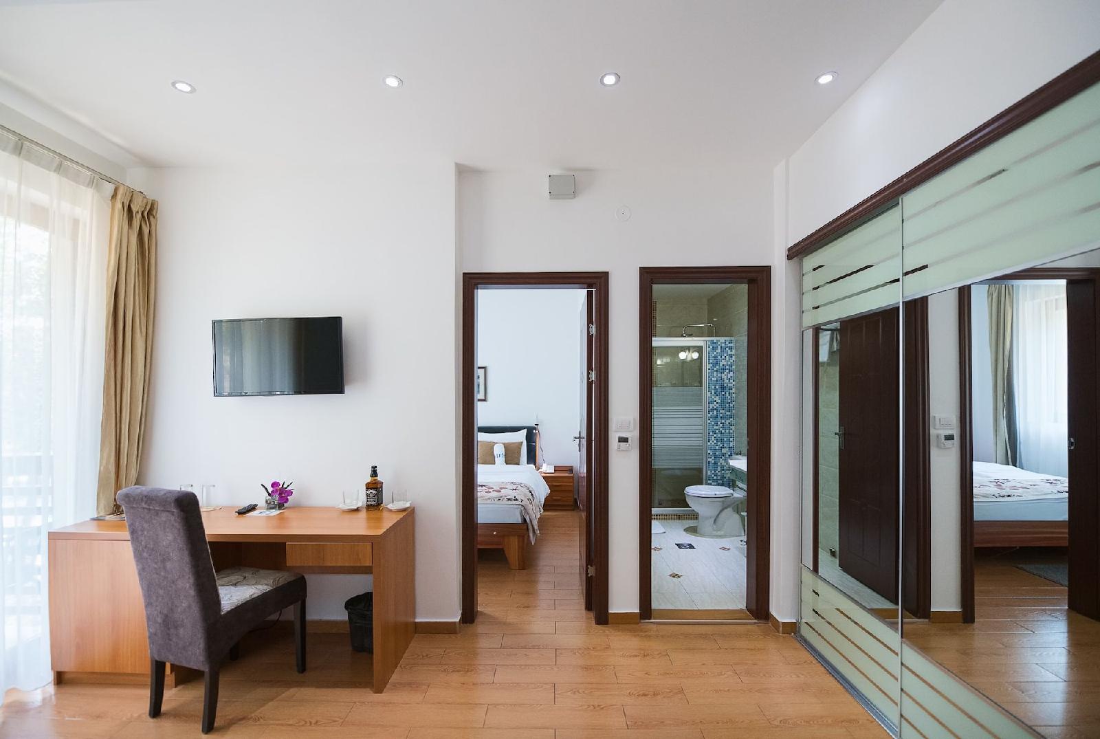Hotel Iris