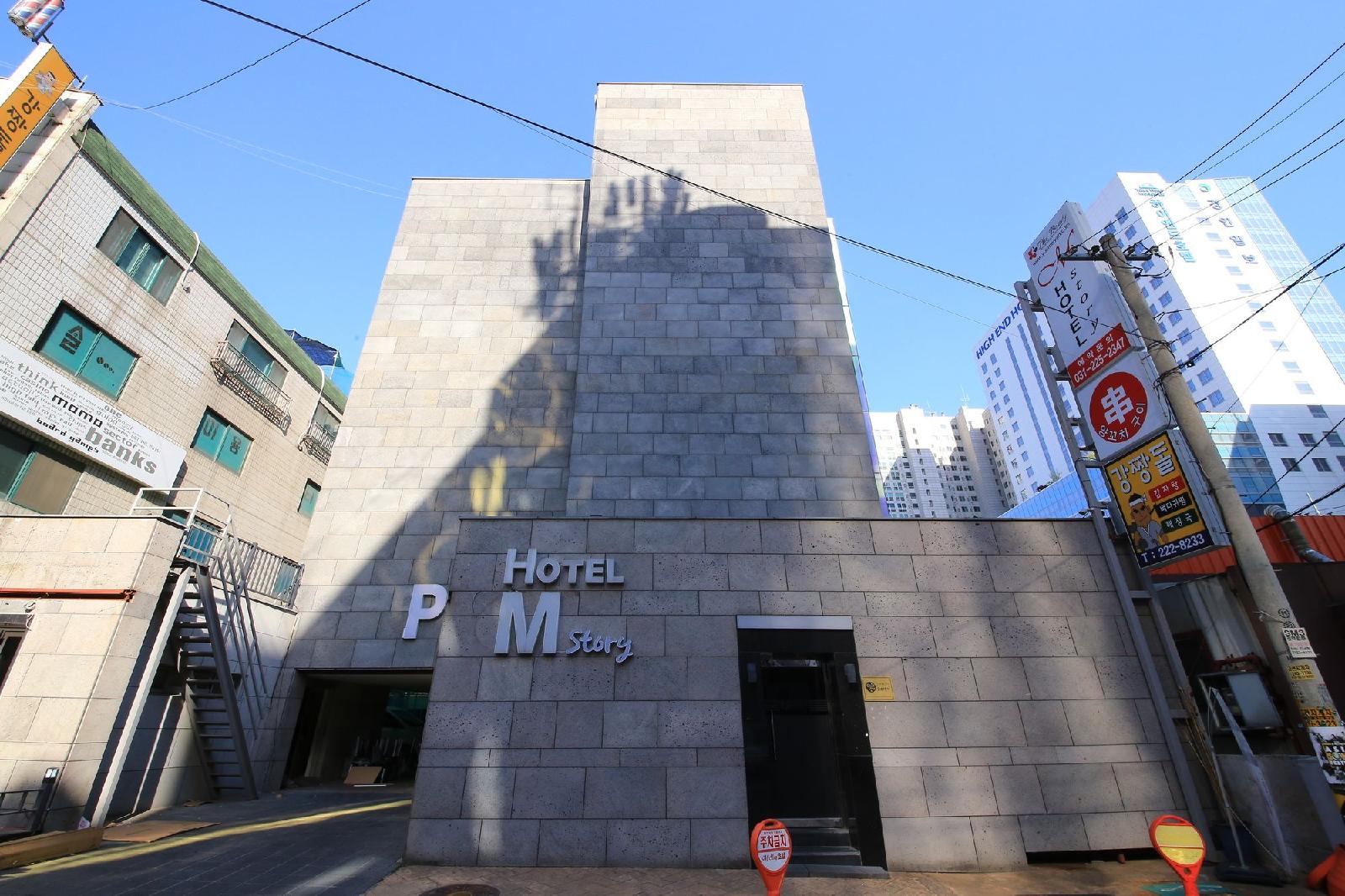 Hotel M Story
