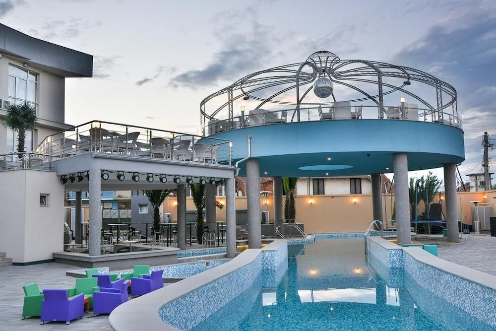 Hotel Bella Nella