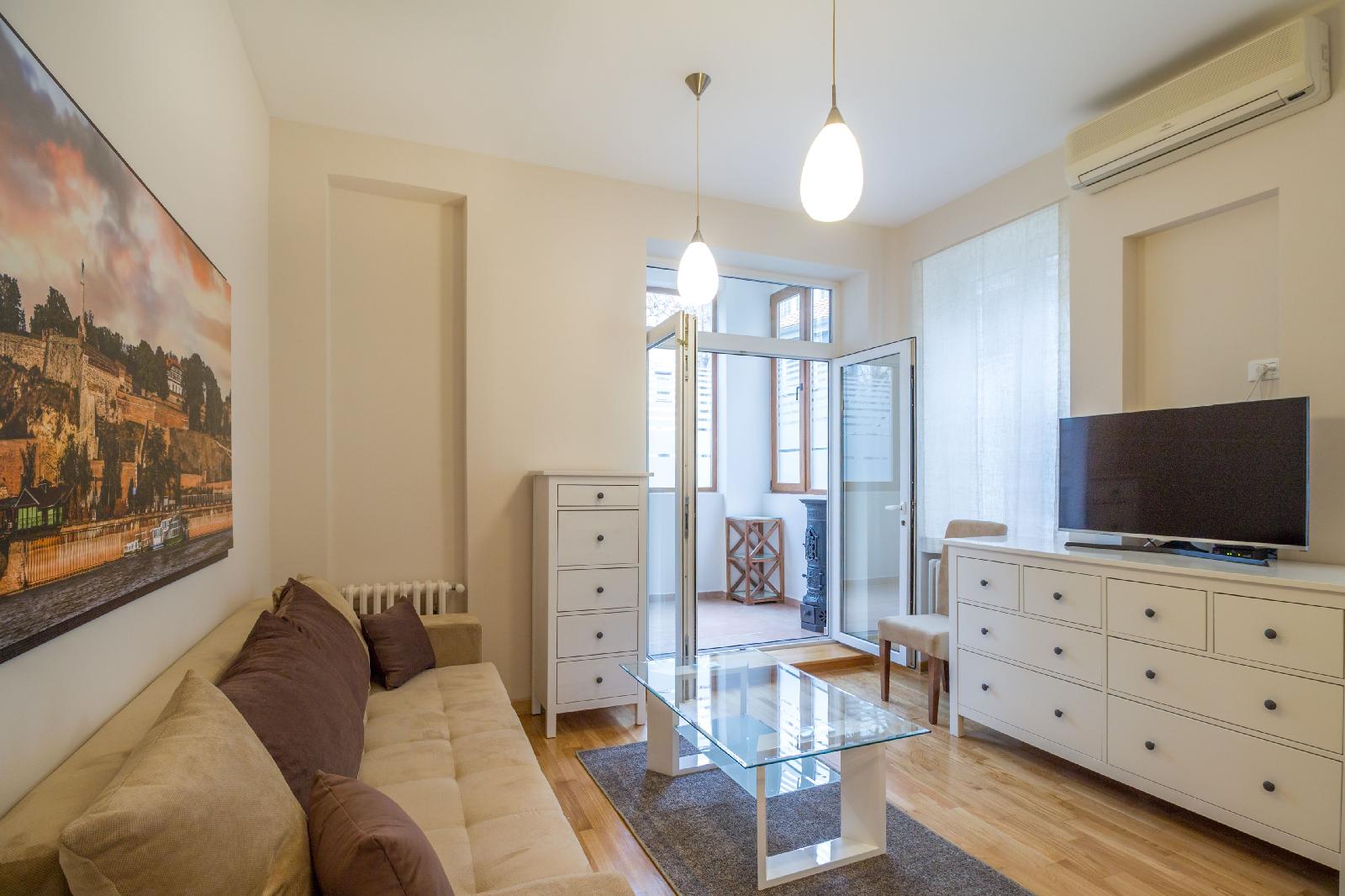 Feel Belgrade Superior Apartment
