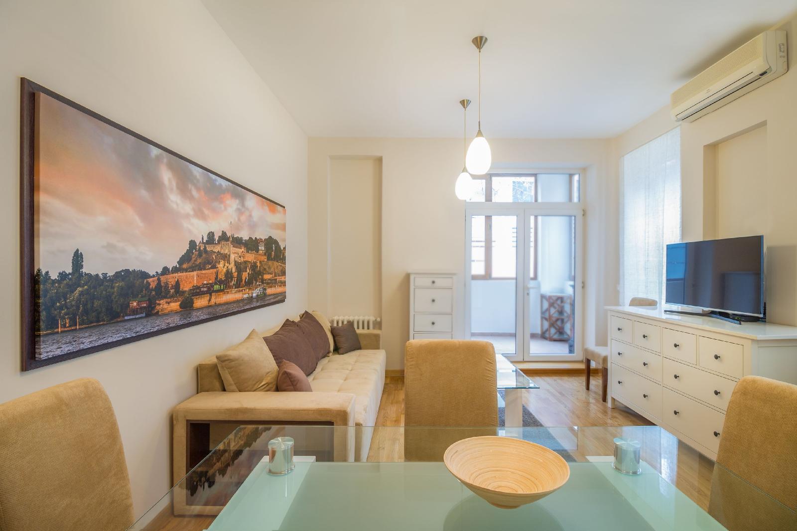 Feel Belgrade Superior Apartment