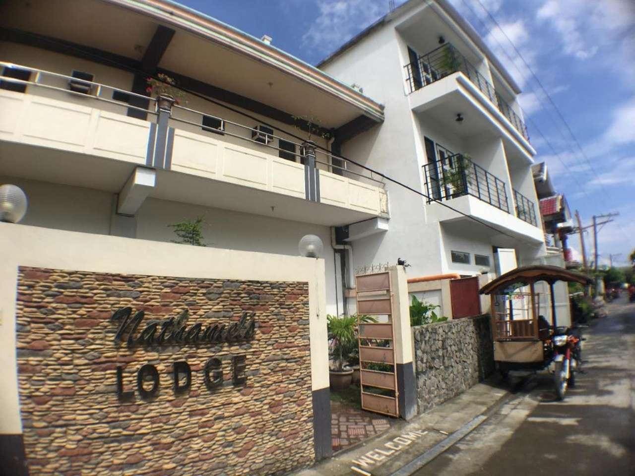 Nathaniel's Lodge