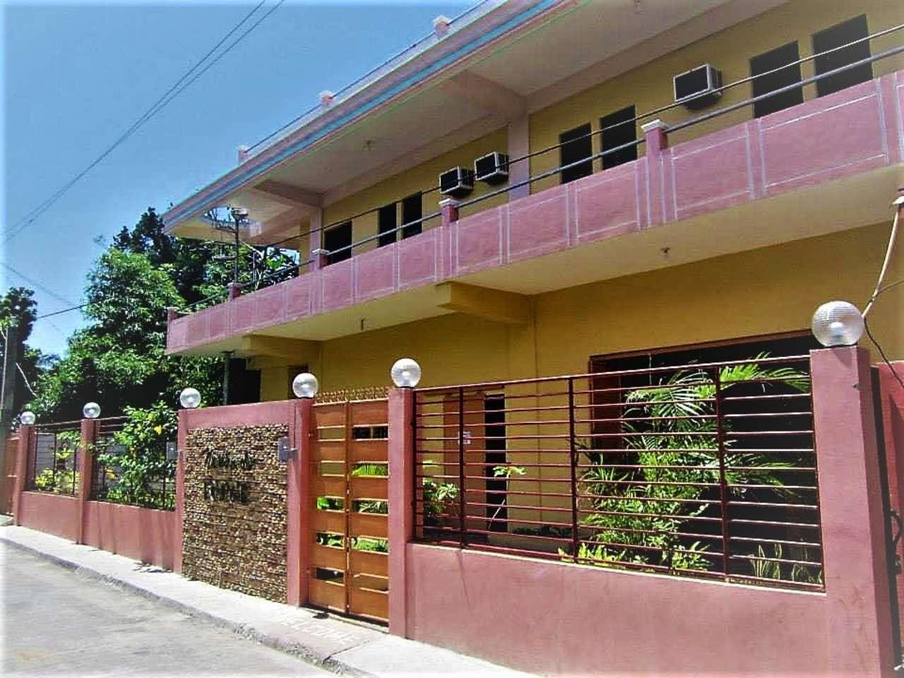 Nathaniel's Lodge